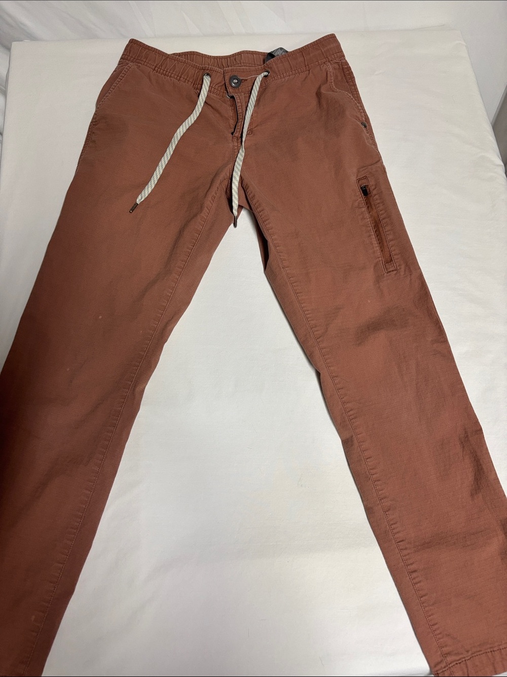 Vuori Women's The Rise The Shine Ripstop Pants Small Clay Organic Cotton Stretch
